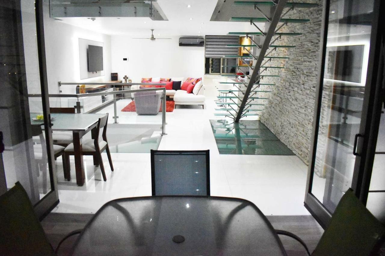 شقة En El Centro Penthouse Lujo Ac Wifi 300Mbps أوكدجوسلينس المظهر الخارجي الصورة